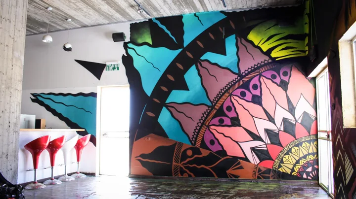 Ashalim · geometric mural