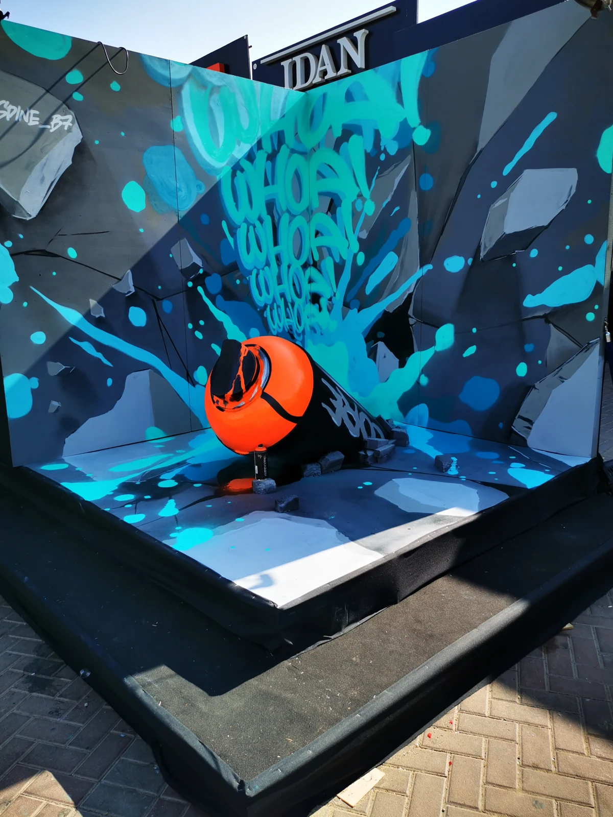 The spray-can installation