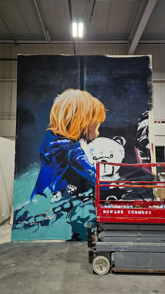 Hostage Square — SPINE B7 mural, photo 3