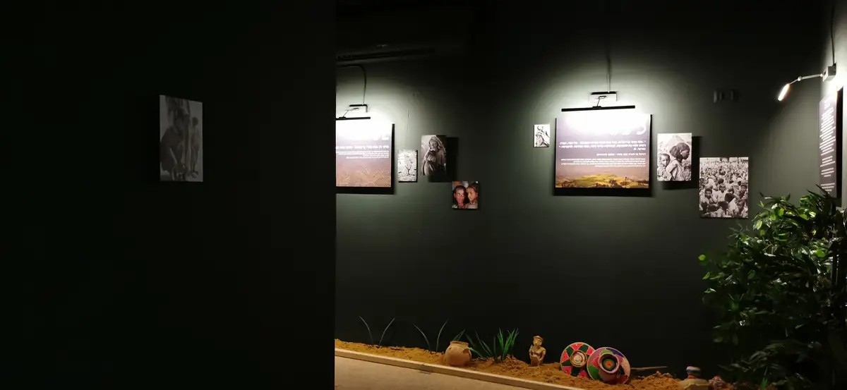 Memory Has a Surface — SPINE B7 mural, photo 1