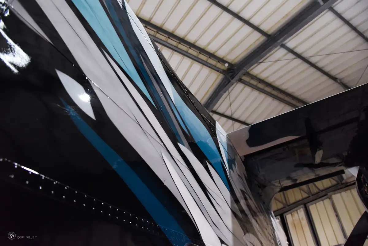 When the Surface Fights Back — SPINE B7 mural, photo 3